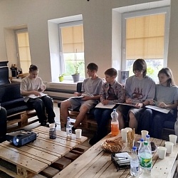 Лето с ITeen Academy: яркие открытия и первые шаги в будущее